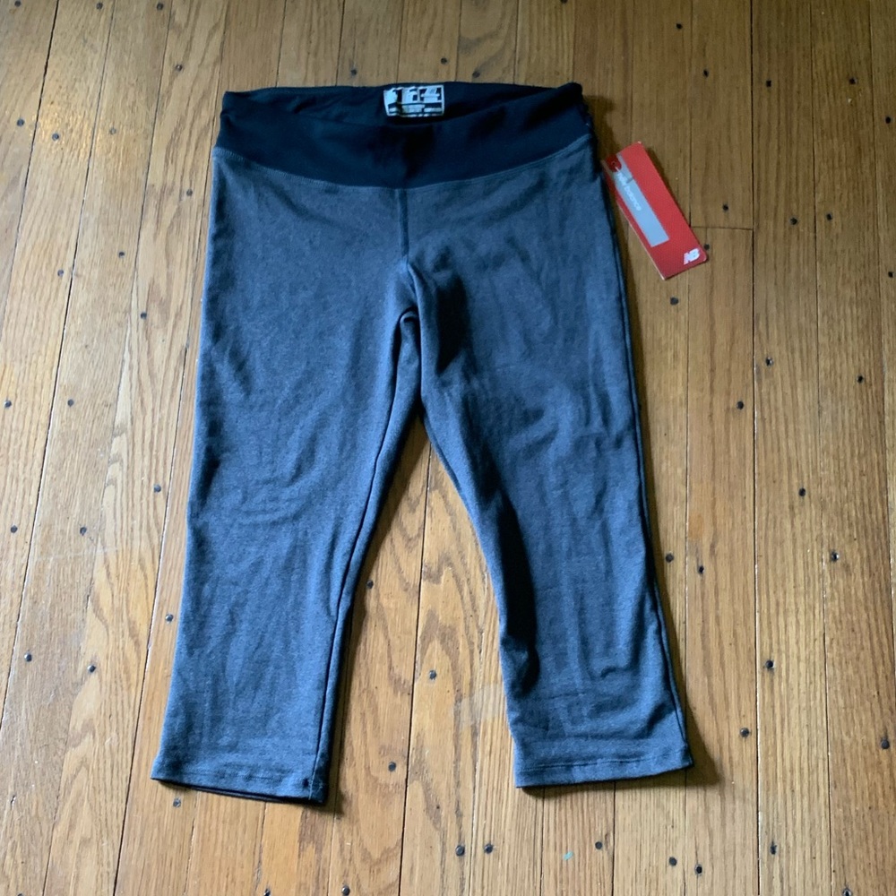 NWT New Balance cropped leggings